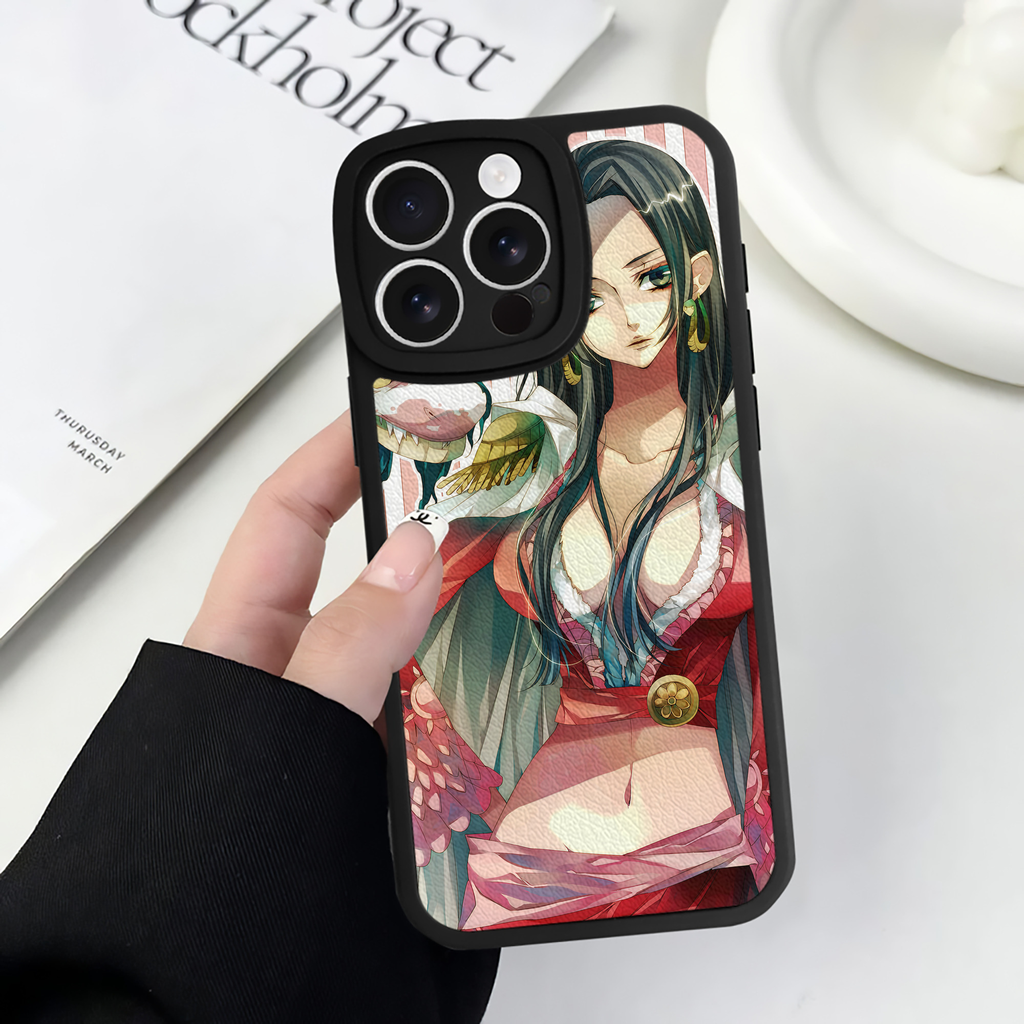 （画像用） ワンピース ONE PIECE 【iPhone 16シリーズ対応】シリコンスマホケース（レザー調） 材質：シリコン